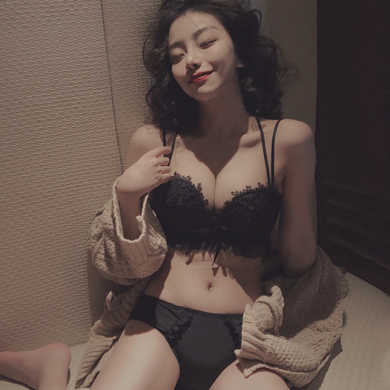 Dianfen Sexy lingerie women's small breasts gathered with big bra No steel ring Lace Silk Beauty Back Underwear Suit Summer