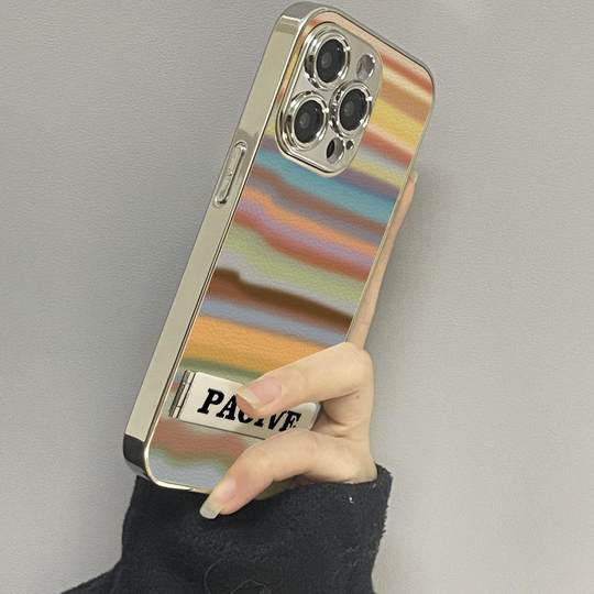 适用苹果16手机壳秋冬新款女iphone16promax小众高级感15plus全包保护套14Pro小羊皮13pm不撞款12防摔软壳lv