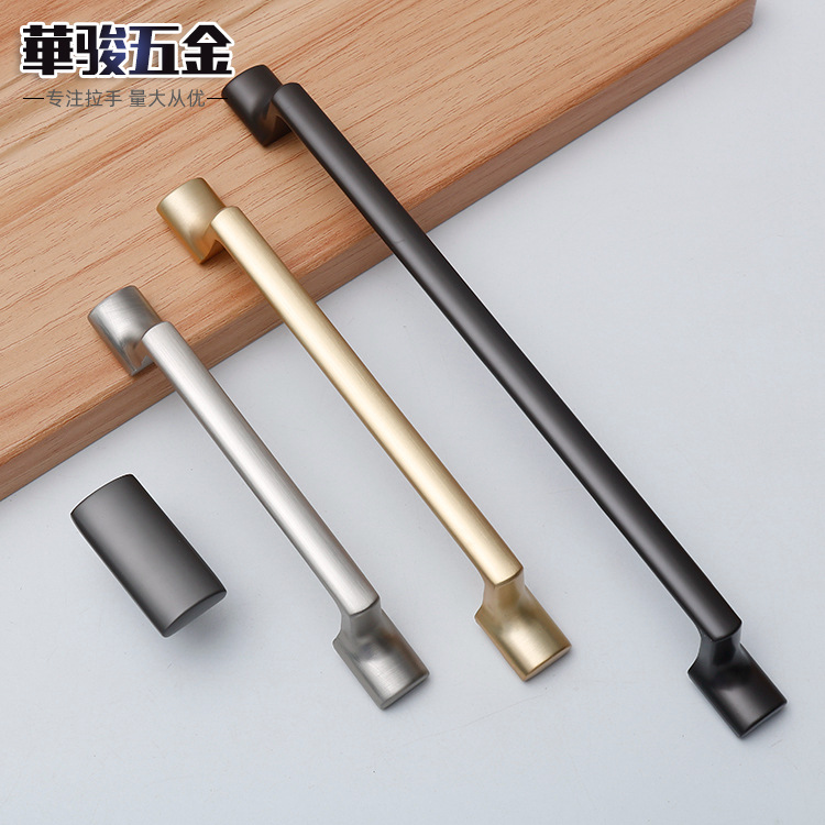 European modern minimalist golden overall cabinet drawer handle Nordic light luxury cabinet wardrobe door handle European kitchen door