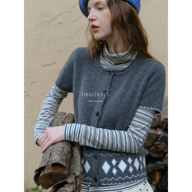 Rina Berry Wool Color-Block Jacquard Short-Sleeve Sweater Cardigan Autumn Round Neck Single-Breasted Argyle Outerwear Rina Berry Wool Color-Block Jacquard Short-Sleeve Sweater Cardigan Autumn Round Neck Single-Breasted Argyle Outerwear