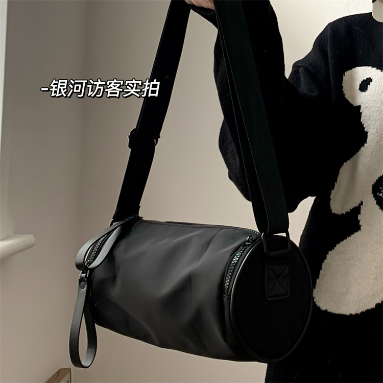 ins Niche Design Simple Cylindrical Bag for Women Korean Style Trendy Water-Repellent Nylon Casual Shoulder Crossbody Bag