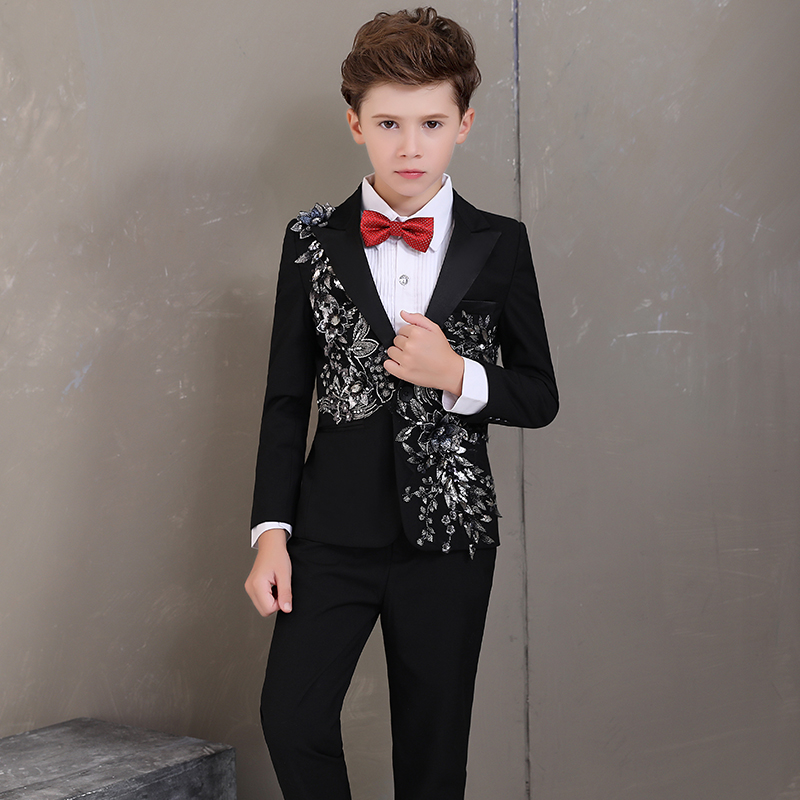 Boys flower girl dress suit children's catwalk costumes piano playing in the big boy host small suit summer