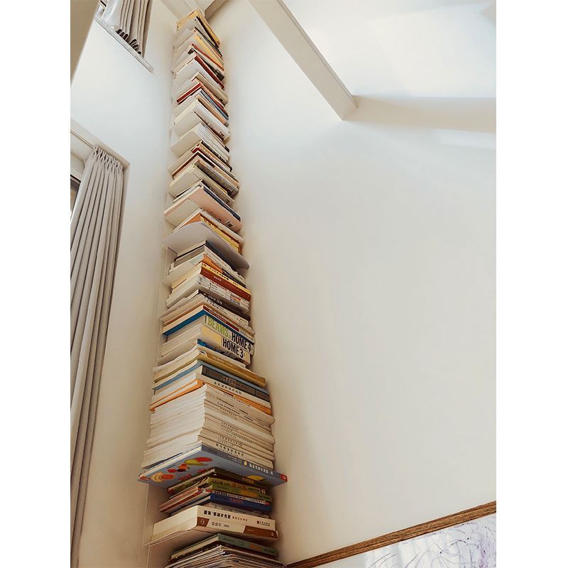 Net red Nordic invisible bookshelf multi-layer personality wrought iron home art hidden simple creative shelf floor