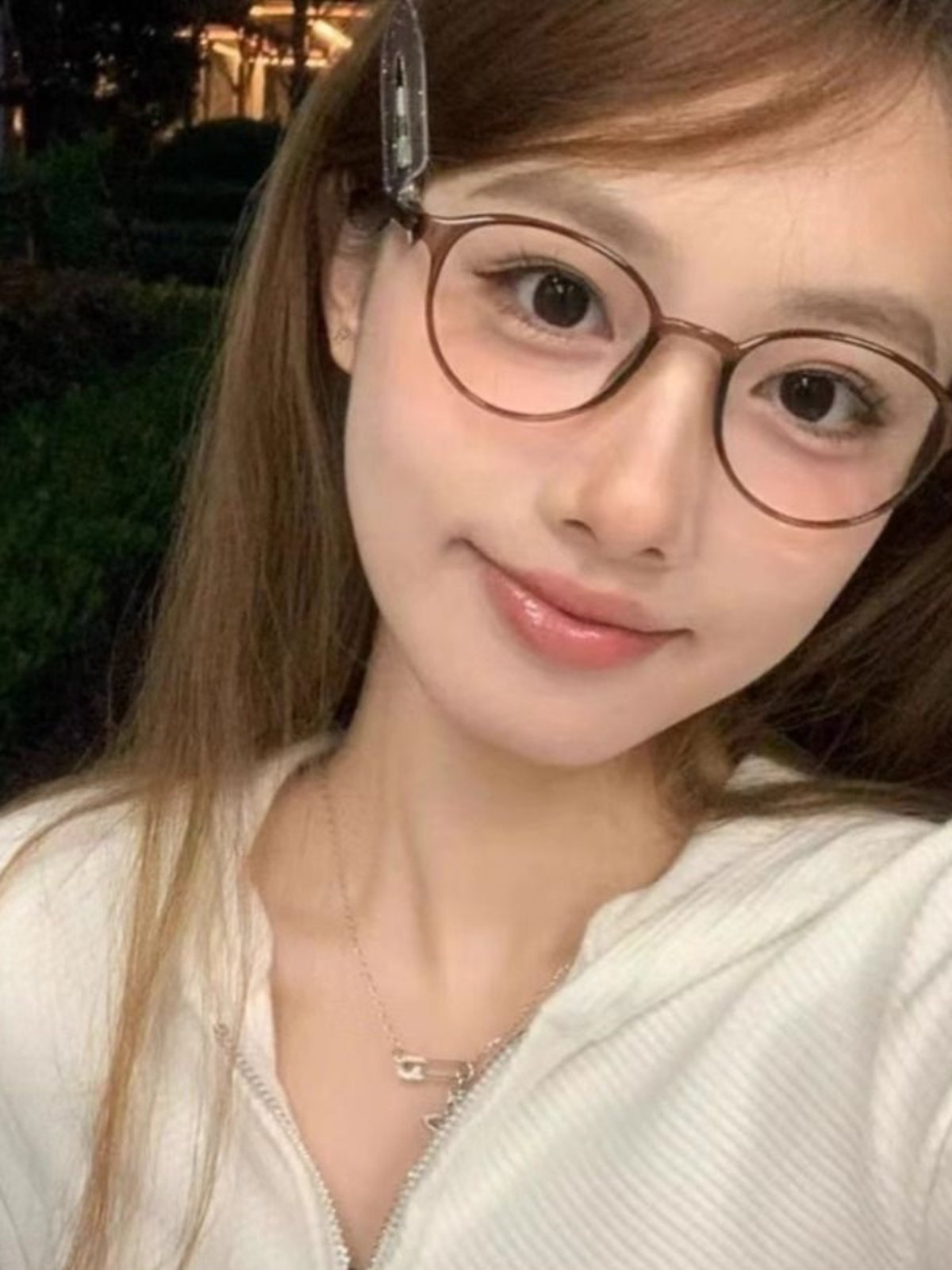 Brown Japanese-Style Small Round Frame Myopia Glasses for Women, Retro Ultra-Light, Natural Look, Face-Slimming, Blue Light Blocking, Non-Prescription Trendy Glasses