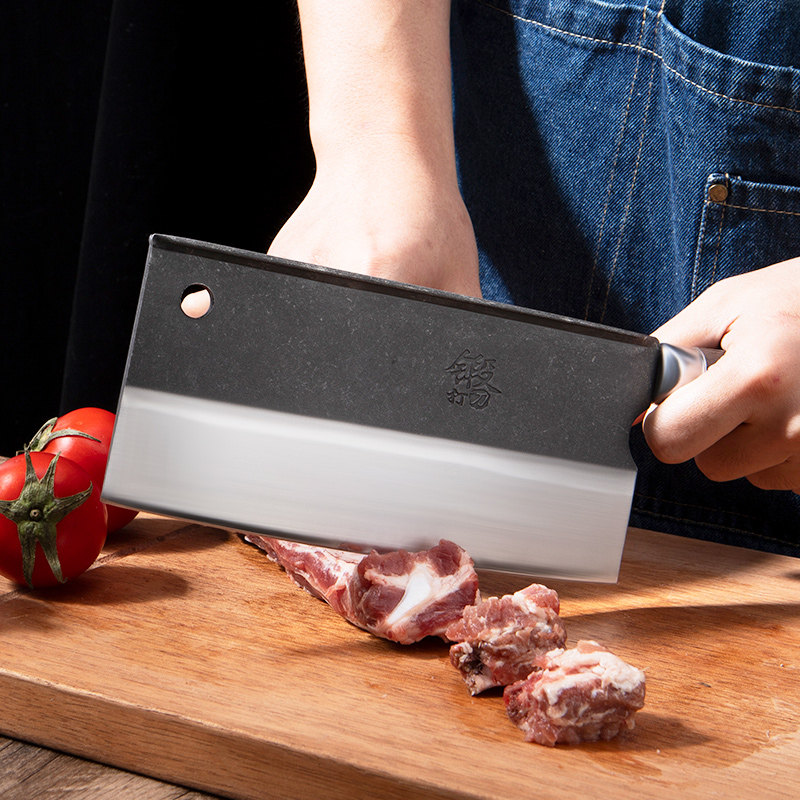 Bearing Steel Old-Fashioned Hand-Forged Dual-Purpose Chopping and Cutting Knife for Home and Commercial Use, Suitable for Cutting Bones, Barbecue, and for Use in Food Stalls