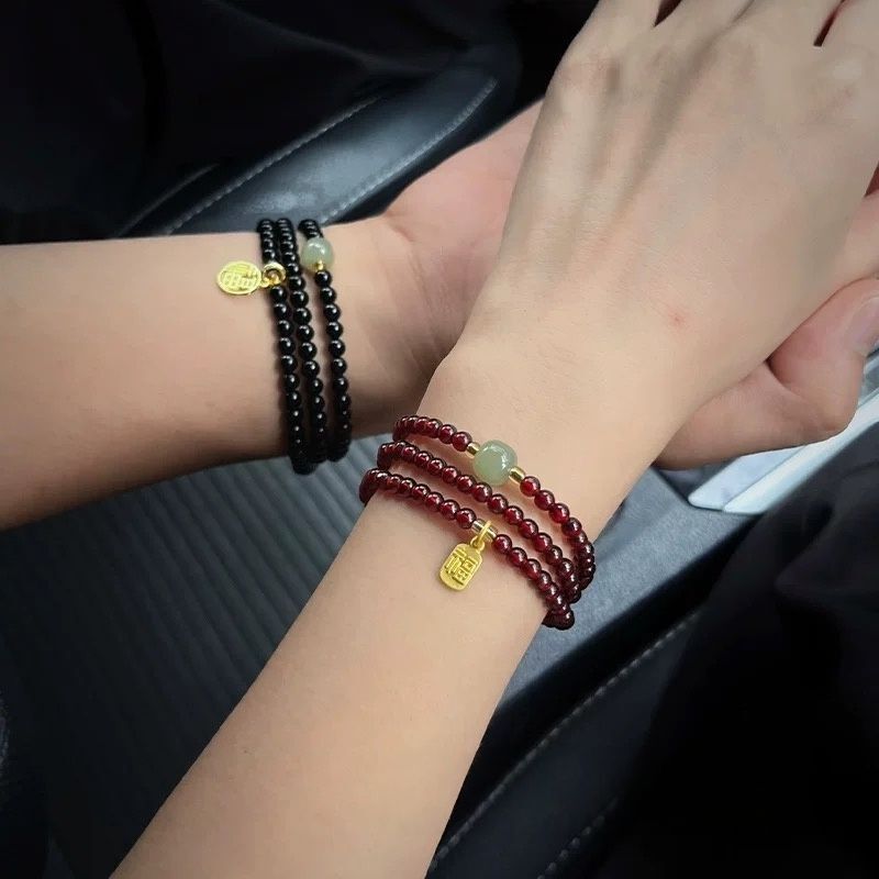 Pomegranate Red Beaded Three-Layer Stacked Lucky Charm Bracelet for Women, 2025 New Model Couple Bracelet, Light Luxury Niche Jewelry
