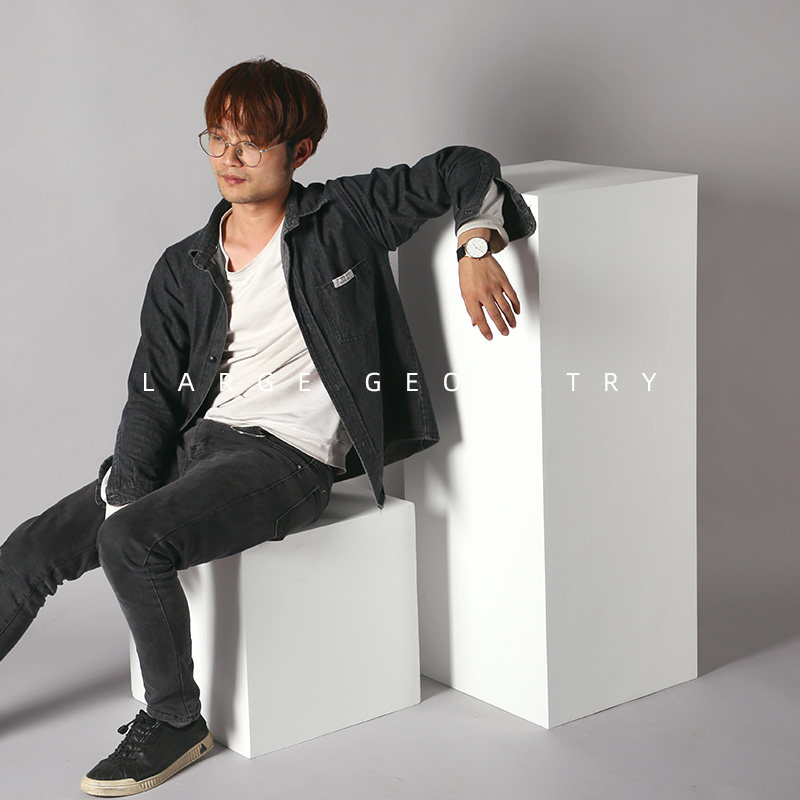 Portrait photography geometry props cube photography plus size cube photography white square cuboid