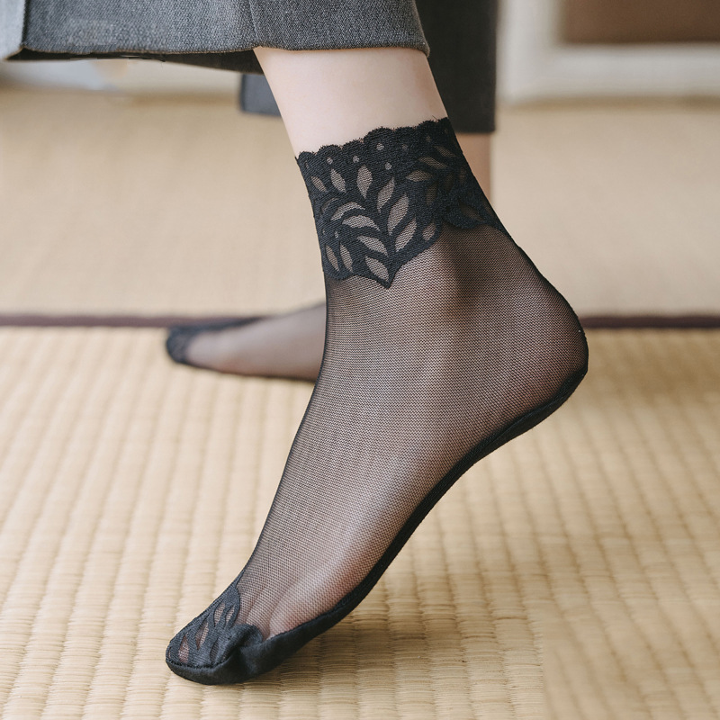 Mujie Women's Short Socks Lace Trim Stockings Short Tube Summer Thin Cotton Bottom Non-Slip Black Mesh Breathable