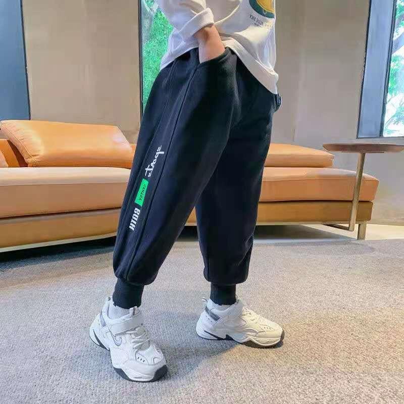 Boys' trousers 2021 autumn children's casual personality letter sports pants in the big boy boy all-match autumn and winter tide version