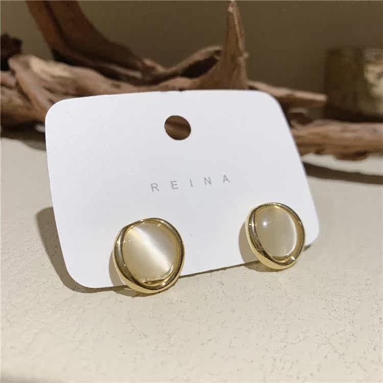 2022 Korean simple retro temperament opal exquisite zircon earrings female 925 silver needle earrings small