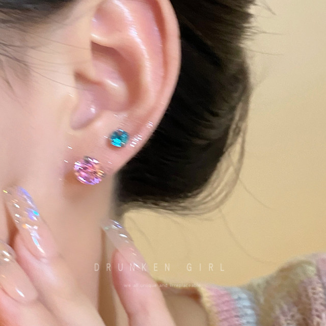 earrings zircon ສີສໍາລັບແມ່ຍິງ Huazi ສີເພັດ earrings ລະດັບສູງ 2024 ໃຫມ່ທີ່ນິຍົມ ear bone nails cochlear nail earrings