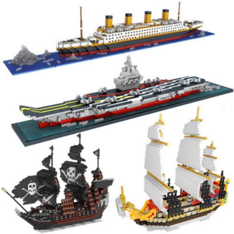 Assembly Building Blocks Toy Building Pirate Puzzle Models Granular Adult Castle Boat Titanic large children
