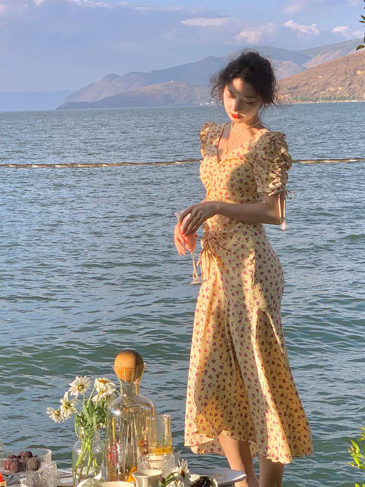 Sandor Bassa French temperament gentle wind skirt 2022 new summer sexy waist floral dress female