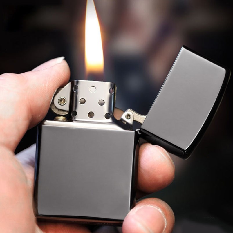 Kerosene Lighter High Seal Men's Lighter 2021 New Desktop Lighter Metal Vintage Old Nostalgia