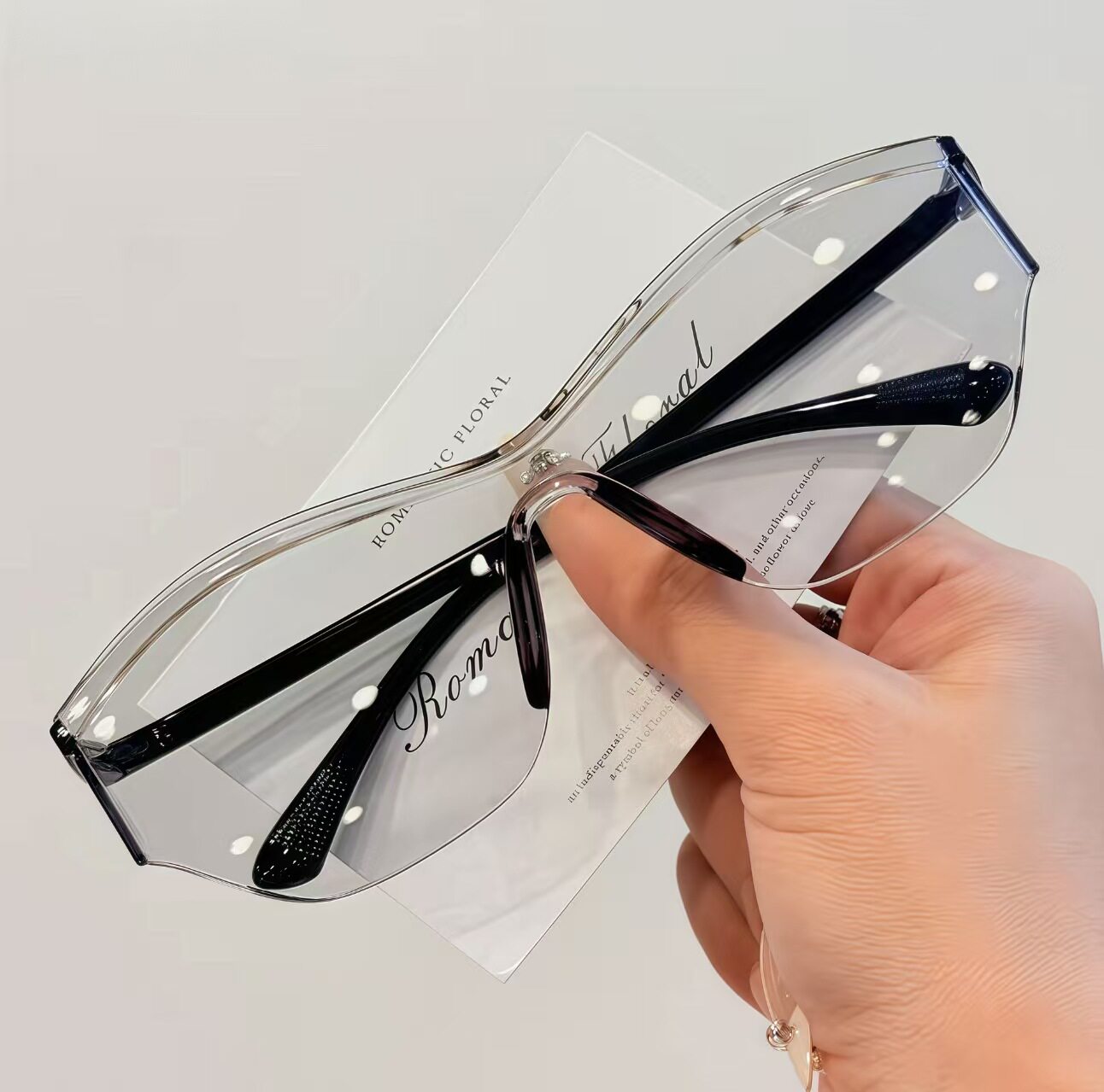 O1CN01x9KoNz1QMeCSvSYtc !!2212552831962