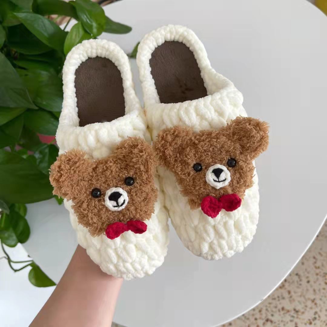 Woven Slippers Winter Small Rabbit Pure Handmade Wool Wire Material Bag Non-slip Crochet Handmade Shoes Send Girlfriend