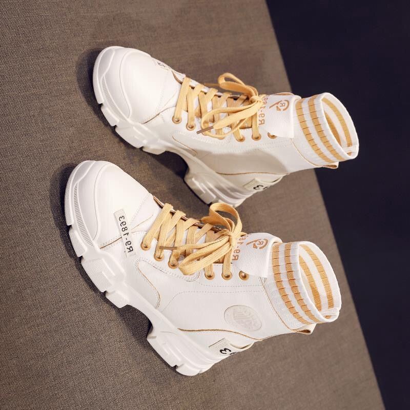 Flat-bottomed Boots Autumn Martin Boot schoolgirl Korean version internet Red autumn winter plus suede 100 hitch students shoes