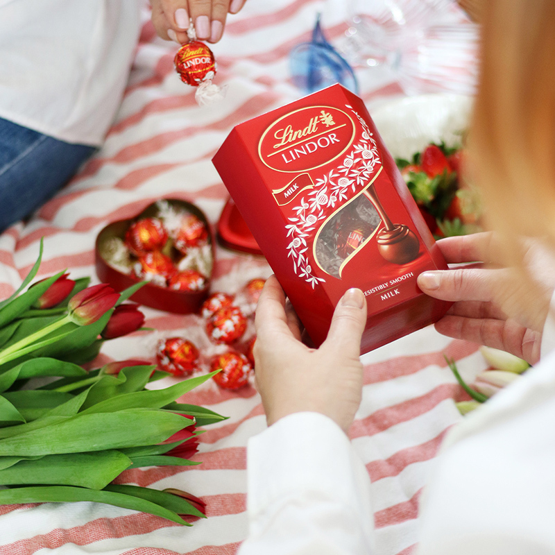 Lindt 瑞士莲 Lindor系列 软心巧克力球 200g*2件 天猫优惠券折后￥99包邮包税 5味可选