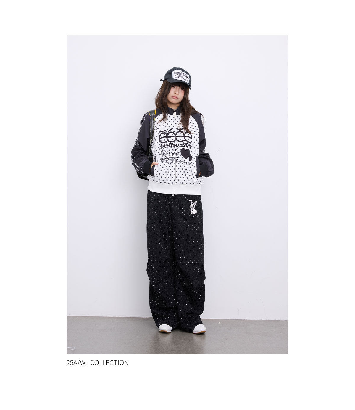 eeeeArtmonster Love Bunny Polka Dot Straight-Leg Trousers