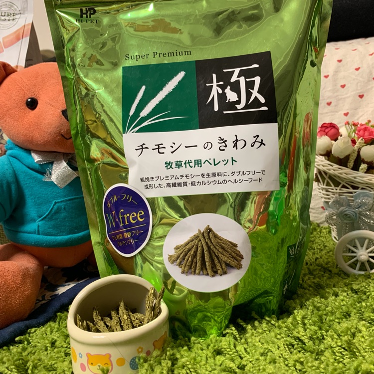 Japan's Hipet Rabbit's Extreme Grass Strip Green Timothy's Extremely High Fiber Molar Strip 400g 23 Years