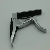 Гитара, металлическое укулеле с партитурой с аксессуарами