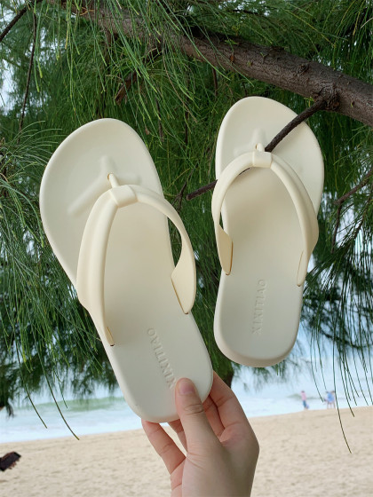 细细条软底人字拖女夏季外穿海边沙滩防滑百搭纯色夹脚凉拖鞋ins