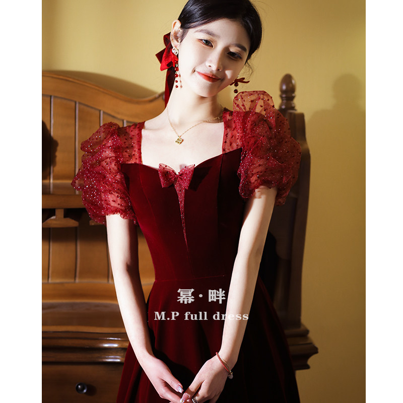 High-end toast clothing female 2022 new bride wedding engagement dress dress wine red out of the pavilion banquet summer