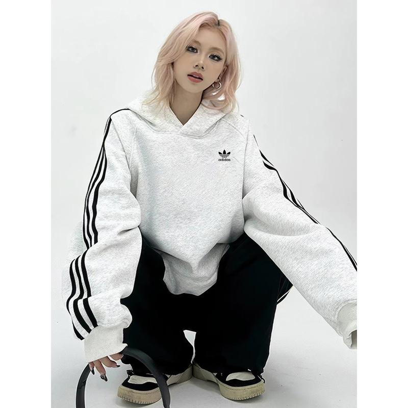 Jennie-Style Clover Drop-Shoulder Sleeve Hoodie Unisex Three-Stripe Pullover Versatile Top for Sports Wear Jennie-Style Clover Drop-Shoulder Sleeve Hoodie Unisex Three-Stripe Pullover Versatile Top for Sports Wear