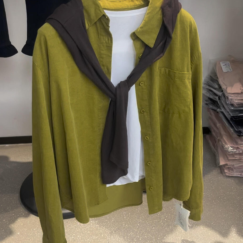 Highly Recommended! Mustard Green Long-Sleeve Shirt with a Turn-Down Collar for Women, New Autumn Korean Style, Niche Design, Slimming and Versatile Top Highly Recommended! Mustard Green Long-Sleeve Shirt with a Turn-Down Collar for Women, New Autumn Korean Style, Niche Design, Slimming and Versatile Top