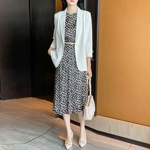 Шелковое летнее платье без рукавов, длинная юбка, эффект подтяжки, коллекция 2023