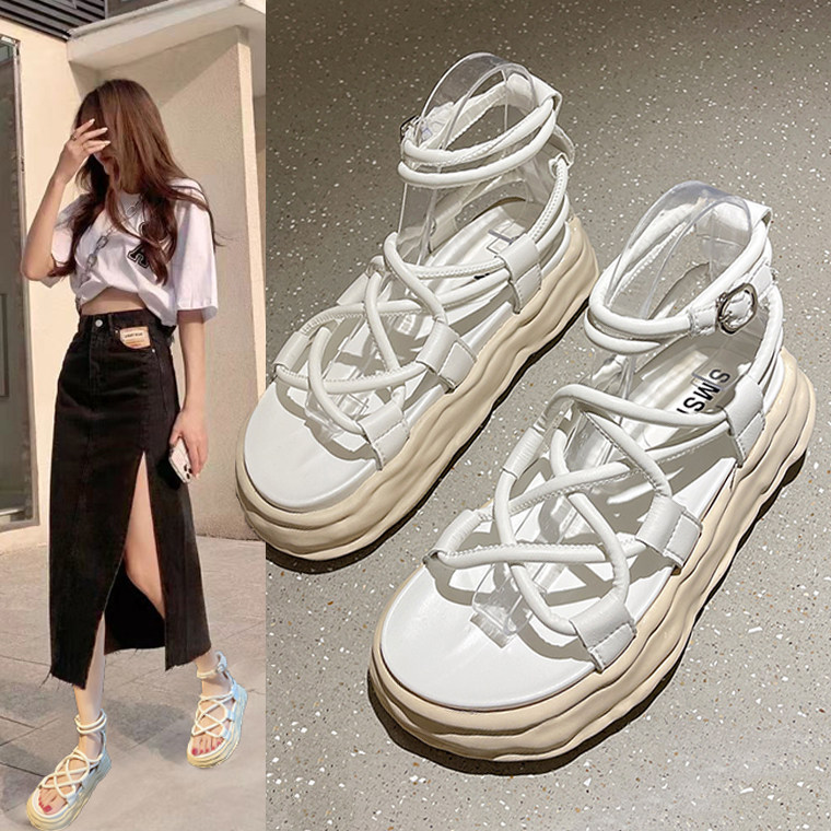 Leading the new trend ~ Niche design Sicily Sicily] wear and choose good things, the main push is new sandals