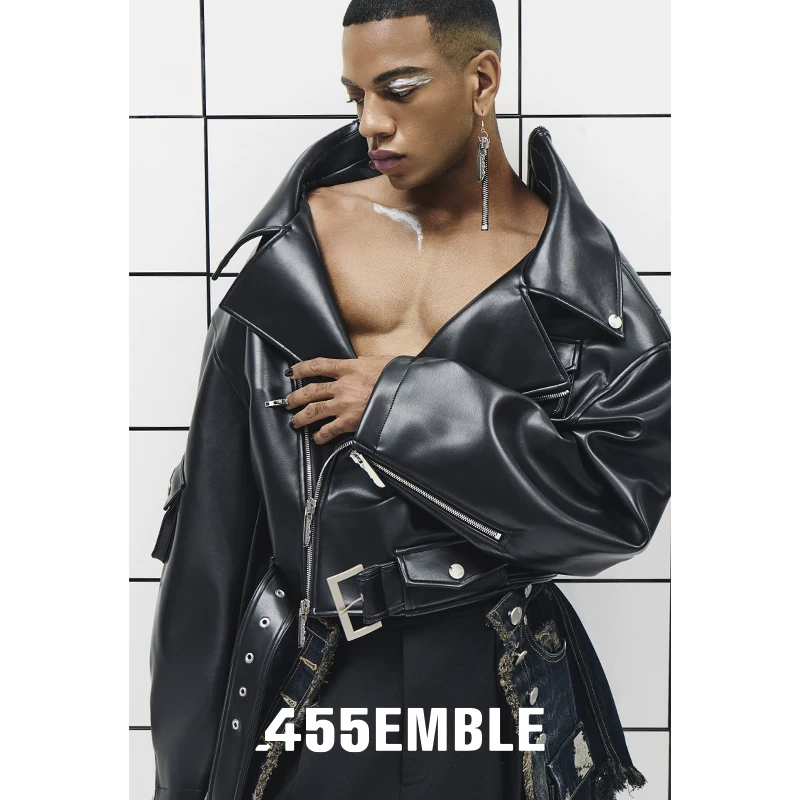 Кожаная куртка мотоциклетного стиля 455EMBLE с застежкой-м zipper на спине, куртка из imitation leather, короткая модная мотоциклетная куртка для мужчин и женщин