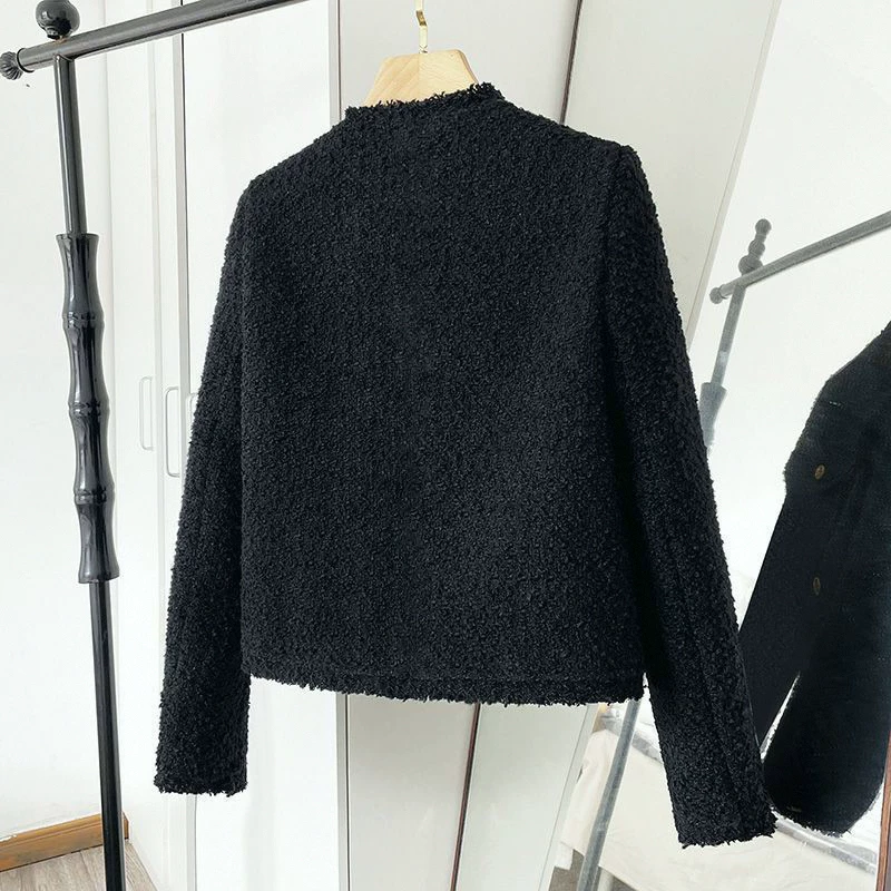 Черная короткая осенняя куртка, брендовая с длинным рукавом, стиль Chanel, 2024 год