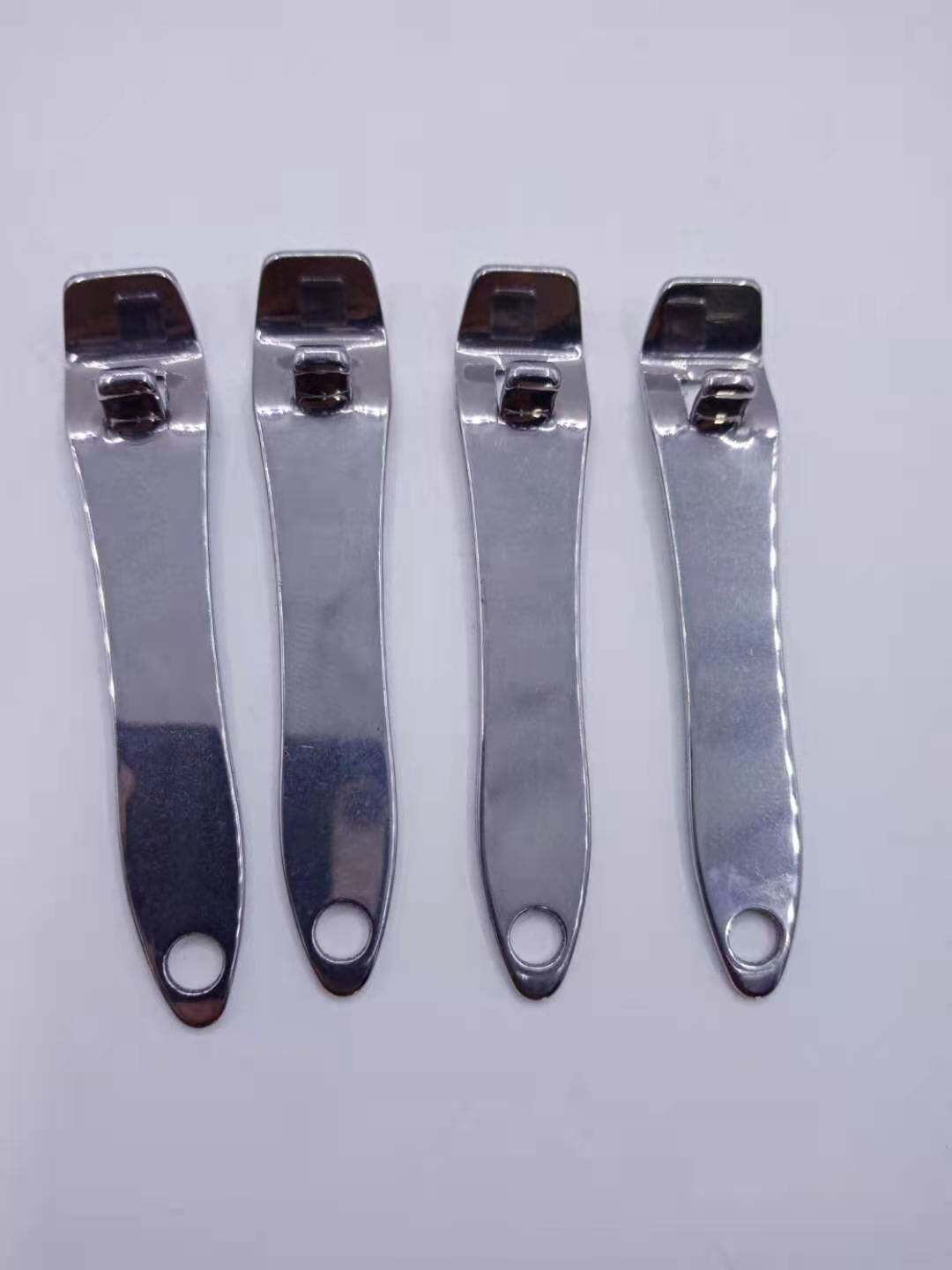 Oral liquid bottle opener cap opener creative beer bottle opener portable medicine bottle opener penicillin aluminum cap opener