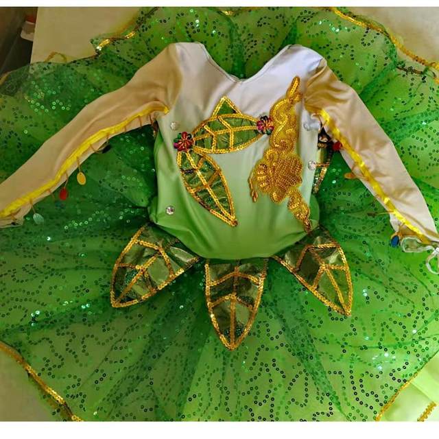 ຊຸດການສະແດງຂອງເດັກນ້ອຍ Spring Dawn Grass Chorus Costumes Jasmine Dance Costumes Green Toddler Jasmine Blooming Tutu Skirts