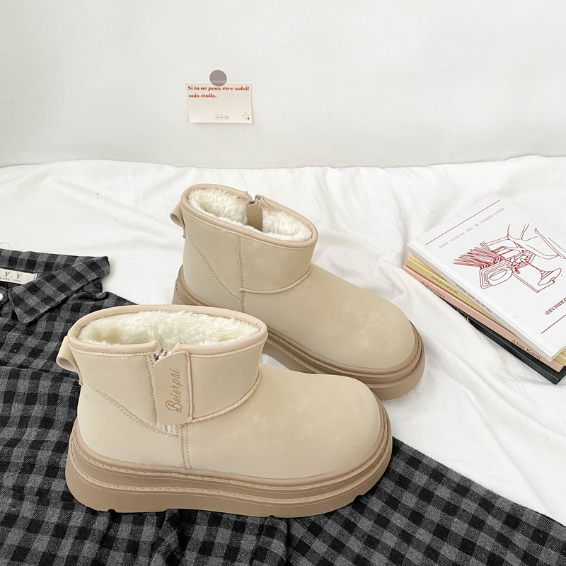 2025 New Winter Warm Fleece-Lined Large Cotton Snow Boots for Women, Chic Northeastern Cotton Shoes, Comfortable, Non-Slip, Cold-Proof Short Boots