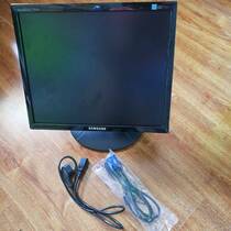 743NX Samsung SAMSUNG LCD monitor with base power supply VGA cable in stock