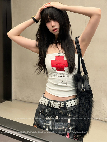 甜酷风白色腰带镂空星星铆钉皮带辣妹个性配牛仔裤带新品配饰腰饰