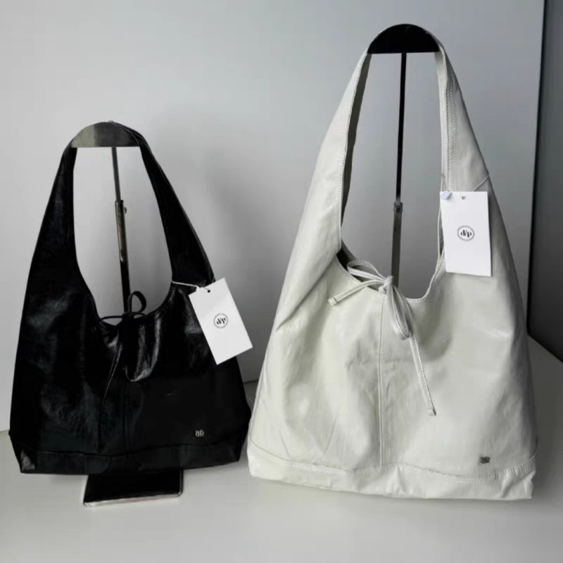 Korean Niche Depound Bag for Women with Bow Tie Strap, Large Capacity Tote Bag for Commuting, Shoulder Bag, Underarm Handbag