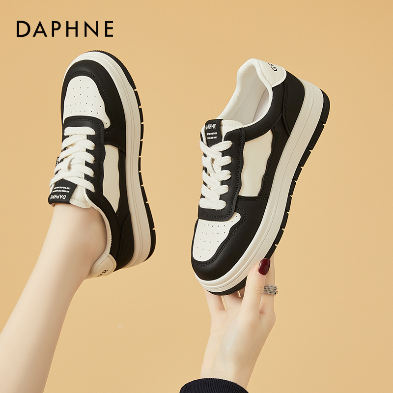 Daphne Casual White Shoes for Women 2026 Spring and Autumn New Versatile Shoes Sports Flat Sneakers Popular Single Shoes
