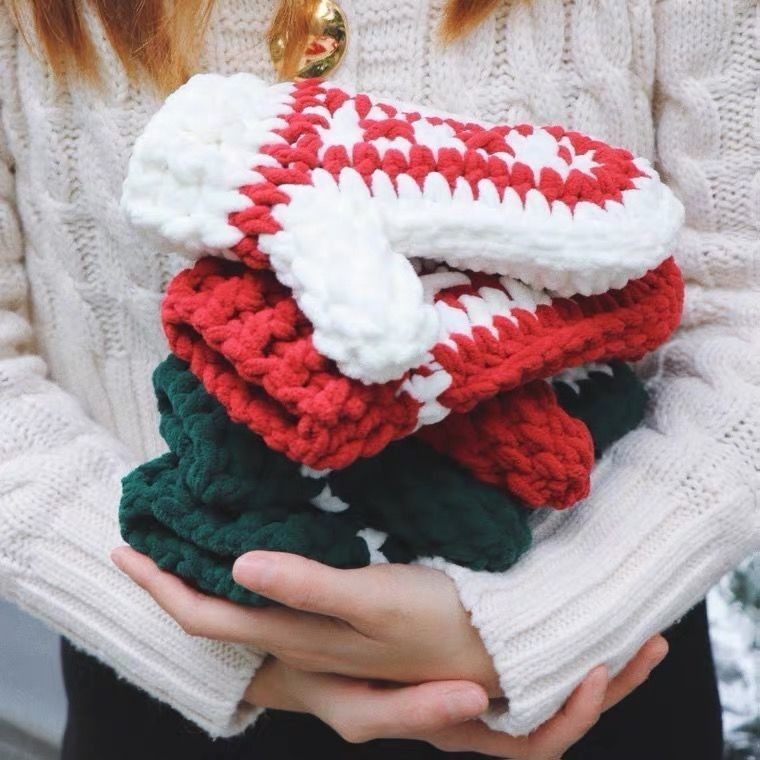 Christmas ice strips thick woven gloves handmade diy wool material bag baby couple send boyfriend knitted socks