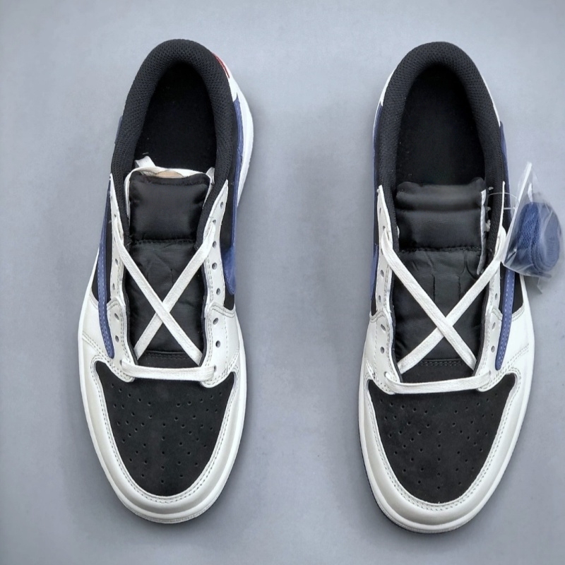 Visecoo Travis Scott X Low Black and White Low-Top Co-Branded Retro Casual Sneakers for Men and Women