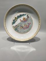 Pastel dragon boat racing plate during the Yongzheng period of the Qing Dynasty