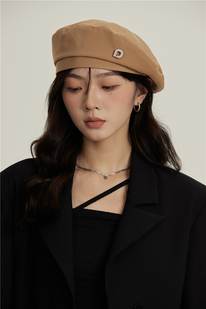 Design Sense Nischenmalerhut Buchstaben Baskenmütze Damen Schwarz Achteckiger Hut Herbst und Winter Gesicht Kleiner Hut_voghion.com