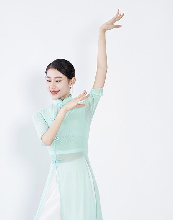 純色ダンス禅服改良メッシュアオザイチャイナドレストレーニング服中国風ステージグループパフォーマンス服スーツ