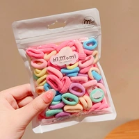 100 цветных кругов полотенец весной