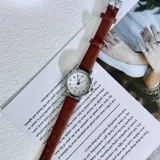 Модные трендовые кварцевые часы, простой и элегантный дизайн, в корейском стиле