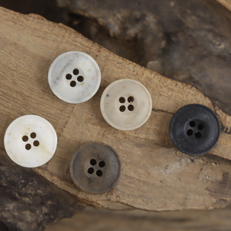 Black Coffee-Colored Casual Retro Artistic Shirt with Khaki Distressed Beige Cotton and Linen Shirt Buttons