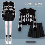 Осенний комплект, трикотажная кукла, свитер, юбка в складку, размер, 2025 года, новая коллекция, в корейском стиле