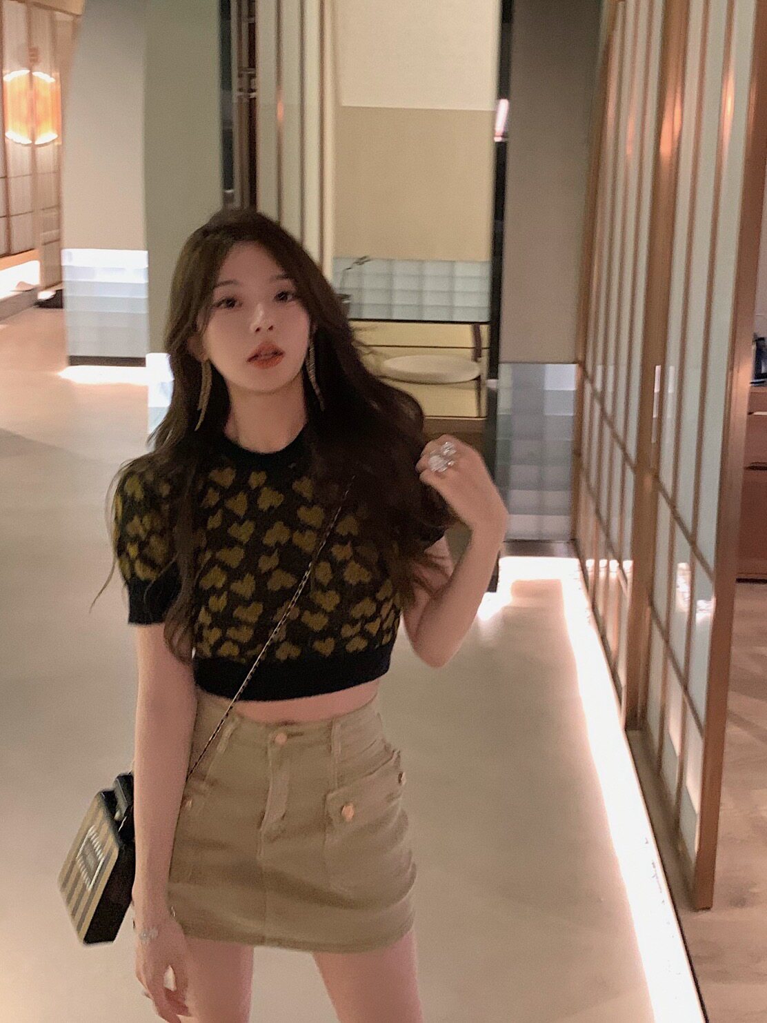 Soft glutinous horse hair spring knitting shirt new sweater fashionable bubble sleeve menu thin coat